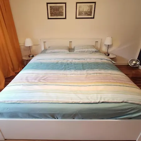 Comfortable Old Town/new Apartment *